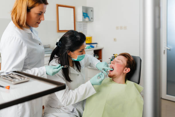 Best Emergency Dental Services for Seniors in Roma, TX